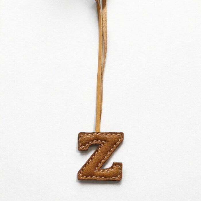 Z Tan